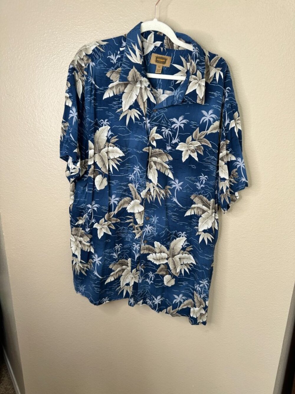 The Foundry 2XL Blue Hawaiian Button-Up Shirt Tropical Palm Print 100% Rayon